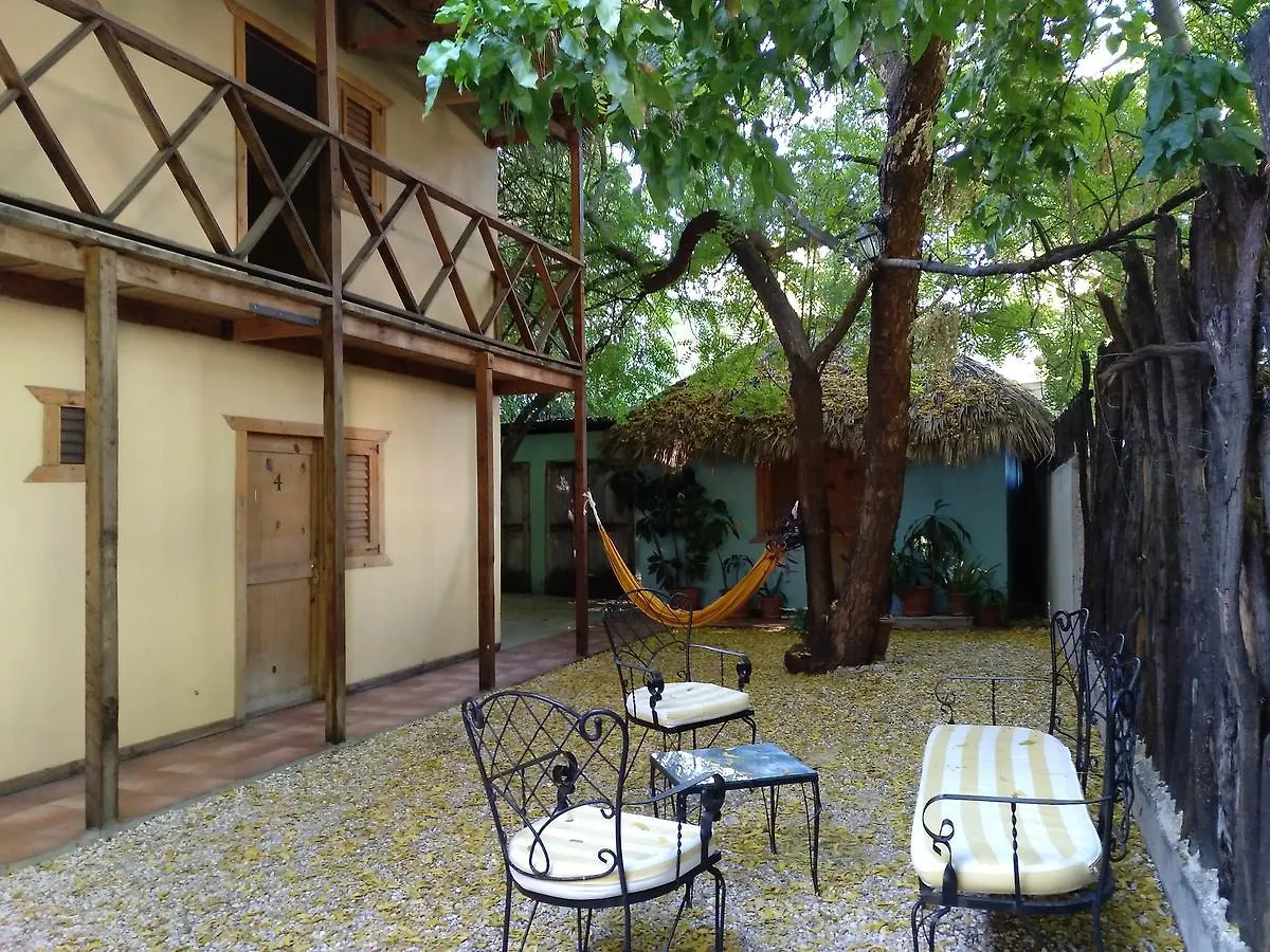 Hotel Loro Tuerto Barahona